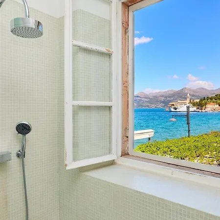 Bed & Breakfast- La Couette-café