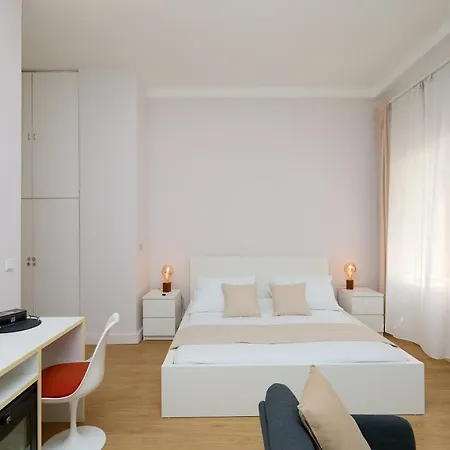 Couette-café Bed & Breakfast- La