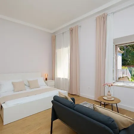 Bed & Breakfast- La Lopud