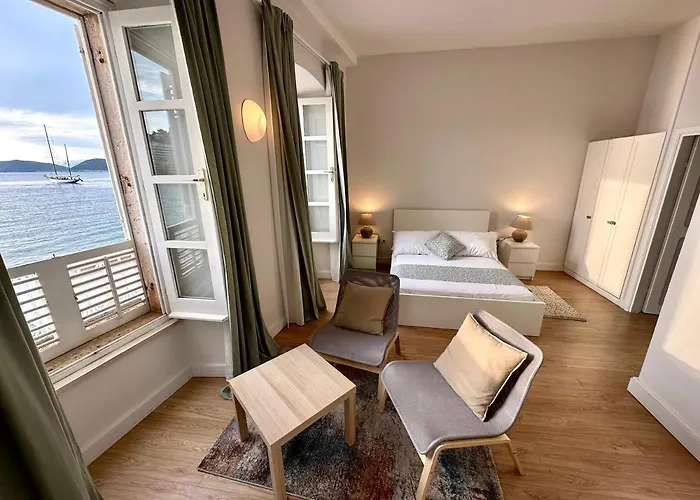 La Lopud- Breakfast & Dinner Included